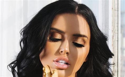 abigail ratchford before surgery|More.